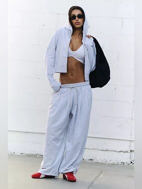 Free people Core Flow Set